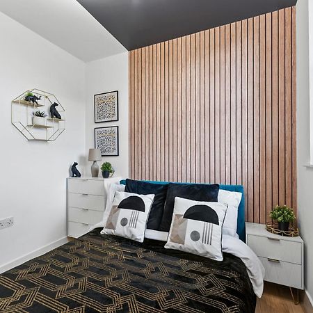 30 Percent Off! Lovely Yorkshire Duplex - Sleeps 6 - Netflix Дьюсбери Экстерьер фото