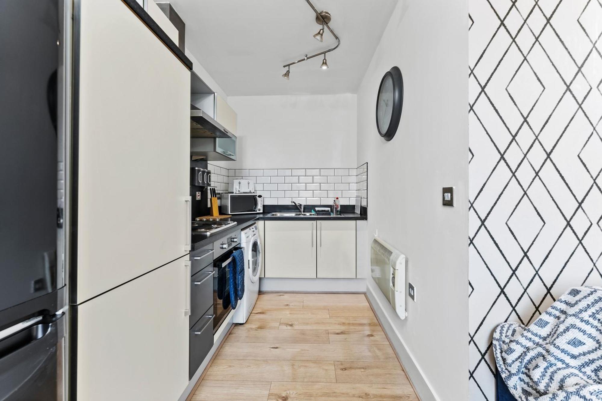 30 Percent Off! Lovely Yorkshire Duplex - Sleeps 6 - Netflix Дьюсбери Экстерьер фото